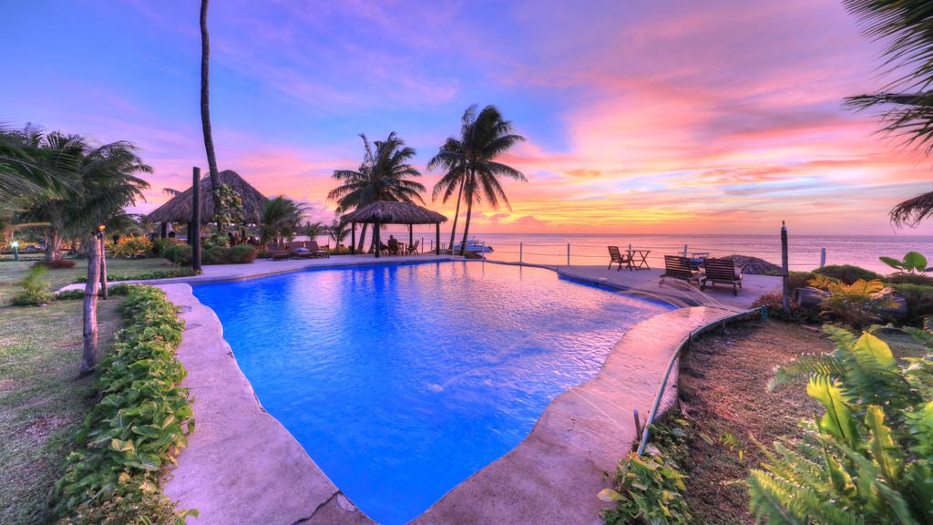 Paradise Taveuni resort Fiji pool and sunset