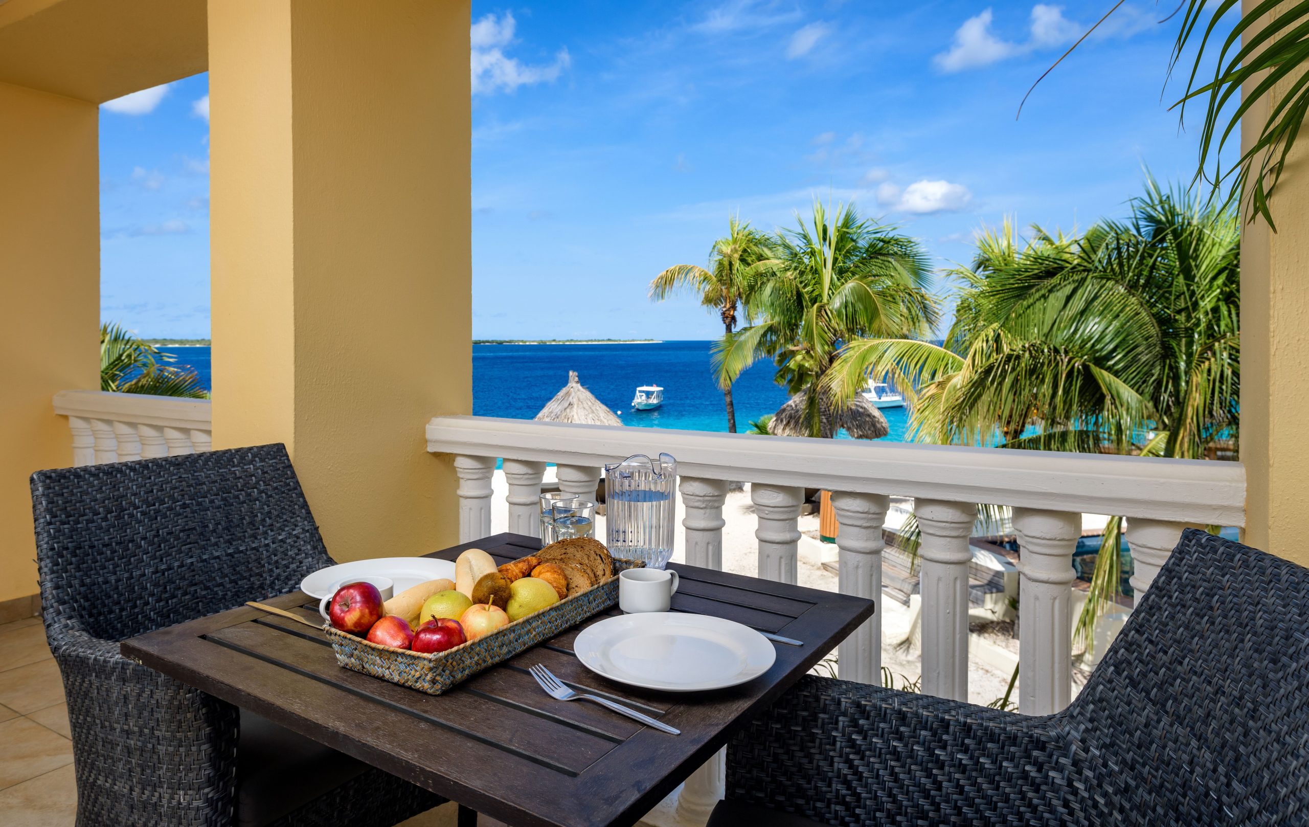 Buddy Dive Resort - Bonaire bedroom private balcony