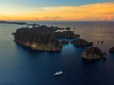 Blue Manta Explorer Liveaboard - Indonesia liveabaord