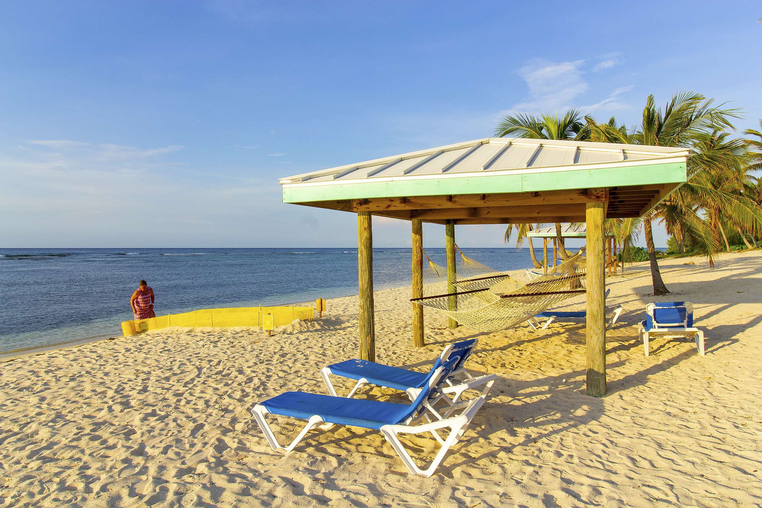 Cayman Brac Reef Beach Resort - Cayman Brac, Cayman Island beach area