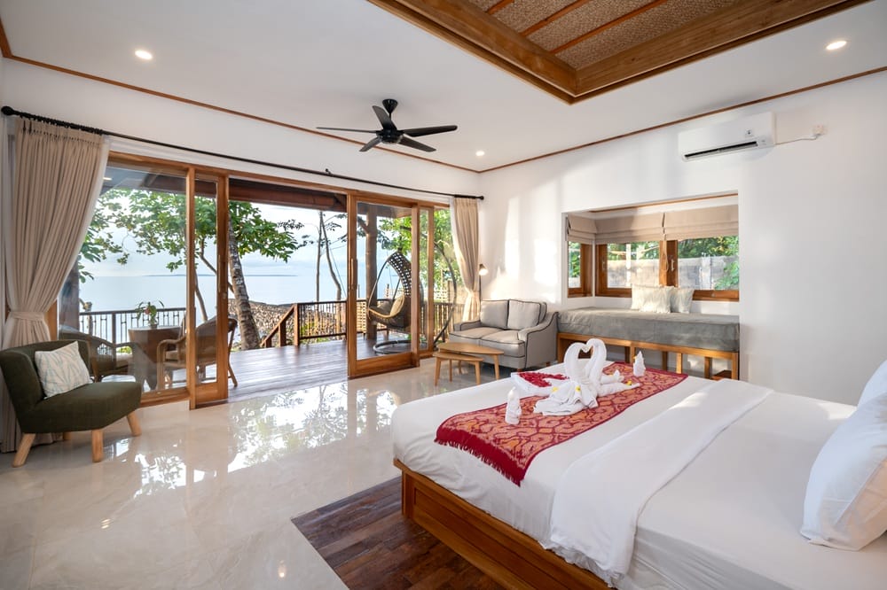 Murex Dive Resort Manado - Manado, Indonesia villa bedroom