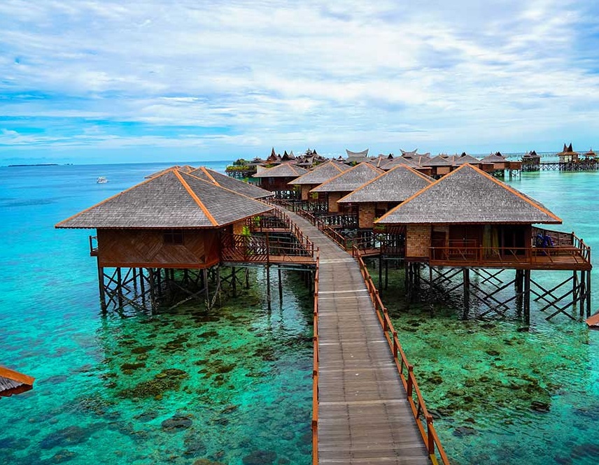 Sipadan Water Village Maduro Dive Exclusive Scuba Diving Packages