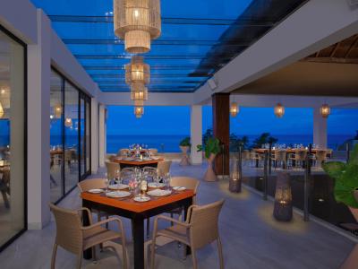 Dreams Cozumel Cape - Cozumel, Mexico outdoor restaurant
