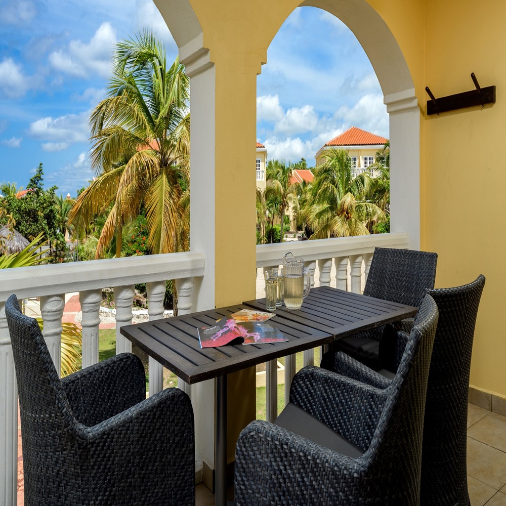Buddy Dive Resort - Bonarie 3 bedroom balcony