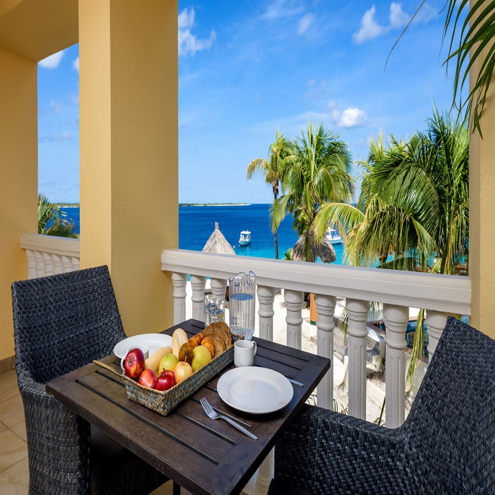 Buddy Dive Resort - Bonarie 1 bedroom balcony