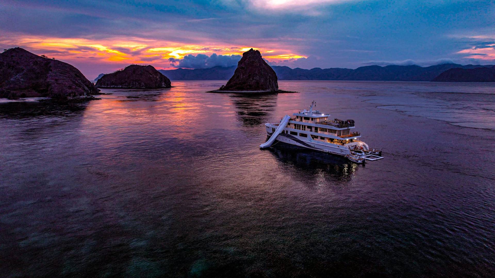 Solitude Gaia Liveaboard - Palau, Micronesia