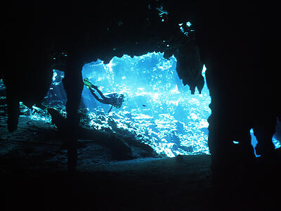 Cenote diving Mexico